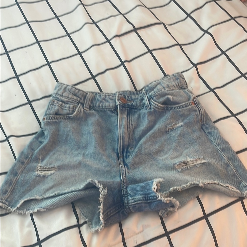 H&M denim ripped jean shorts
